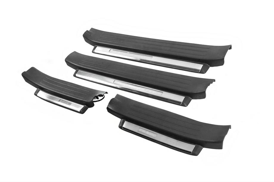 Toyota Land Cruiser Prado 150 2009-2023 Einstiegsleisten mit Beleuchtung (schwarz) Image