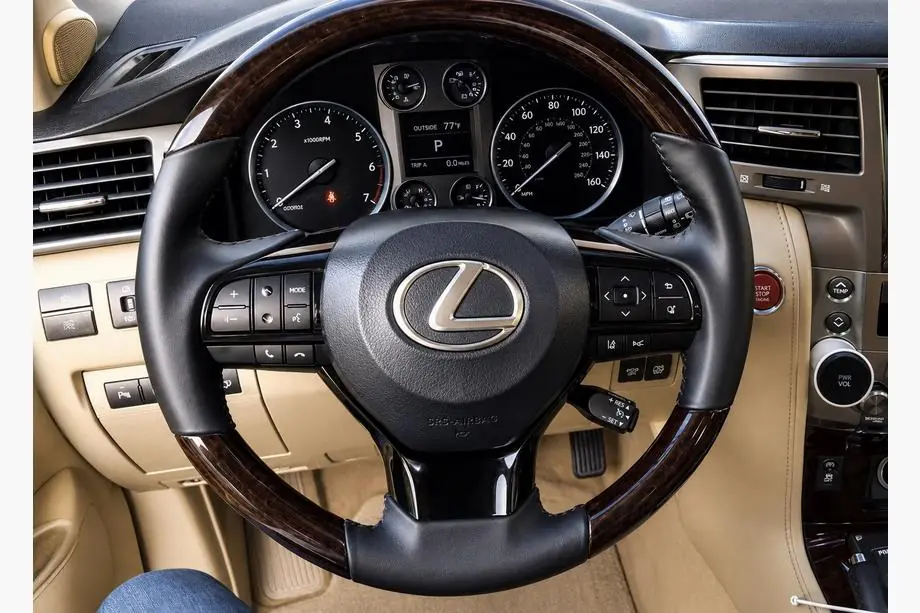 Lexus LX570/450d 2008-2022 Lenkrad komplett (Holzoptik) Foto 1