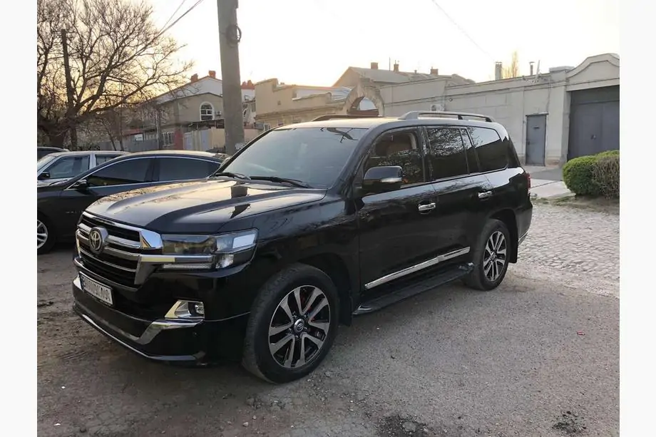 Toyota Land Cruiser 200 2007-2021 Facelift-Umrüstkit von LC200 2008-2015 auf 2019 Executive Foto 8