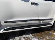 Toyota Land Cruiser 200 2007-2021 Satz Türschutzleisten (2008-2016) Foto 1