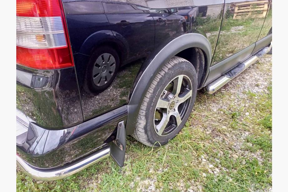Volkswagen T5 Caravelle 2004-2010 Satz Kotflügelverbreiterungen und Zierleisten (11-teilig) 1 Tür, langer Radstand Foto 33