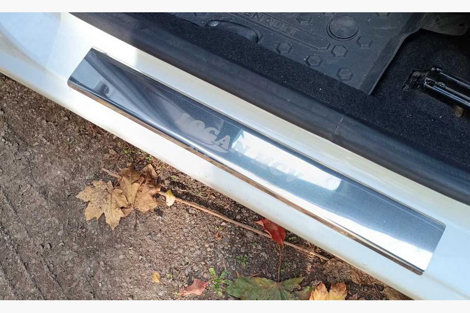 Dacia Logan MCV 2013-2020 Einstiegsleisten Carmos V1 (4 Stk, Edelstahl) Image