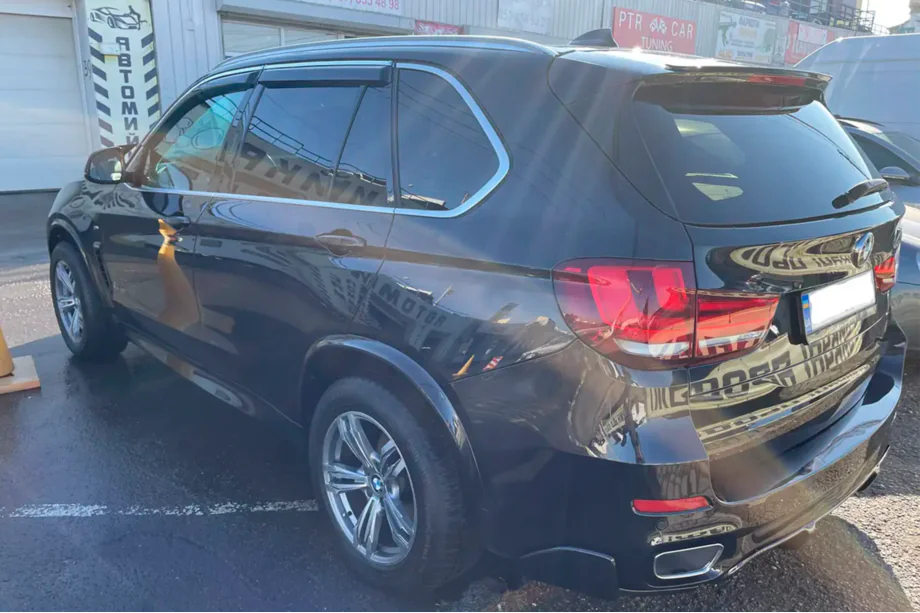 BMW X5 F15 2013-2018 Windabweiser mit Chromleisten (4 Stk, HIC) Foto 9