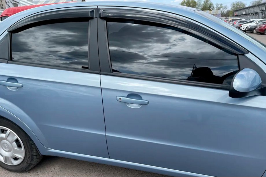 Chevrolet Aveo T250 2005-2011 Windabweiser SD (4 Stk, HIC) Foto 3