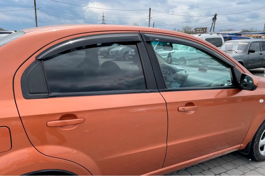 Chevrolet Aveo T250 2005-2011 Windabweiser SD (4 Stk, HIC) Foto 6
