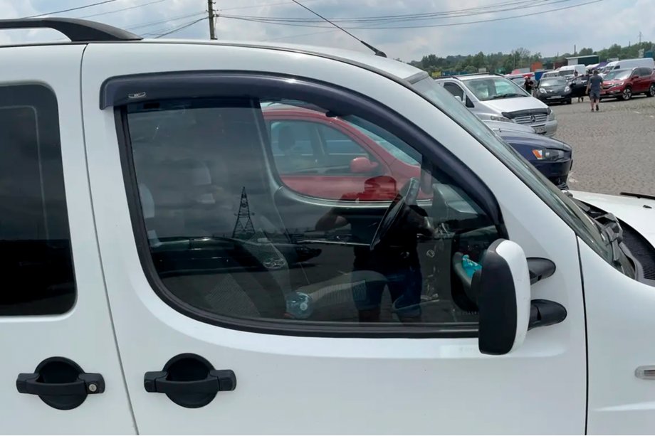Fiat Doblo I 2005-2010 Windabweiser (2 Stk, HIC) Image