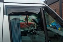 Ford Transit 2000–2014 Windabweiser (2 Stk, HIC) Foto 1