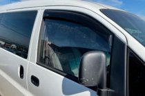 Hyundai H200, H1, Starex 1998-2007 Windabweiser (2 Stk, HIC) Foto 2