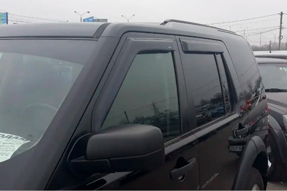 Land Rover Discovery III 2004–2009 Windabweiser (4 Stk, HIC) Foto 5