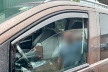 Mercedes Vito/V-class W447 2014- Windabweiser zum Einstecken (2 Stk, HIC) Foto 2