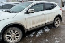 Nissan Qashqai 2014-2021 Windabweiser mit Chromleisten (4 Stk, HIC) Foto 5