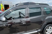 Renault Duster 2008–2017 Windabweiser (4 Stk, HIC) Foto 1