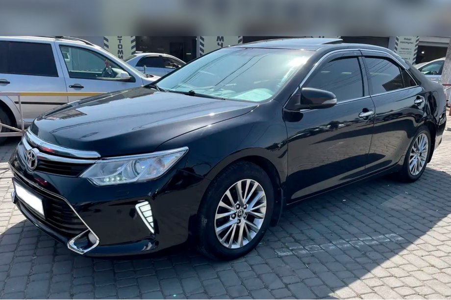 Toyota Camry 2011–2017 Windabweiser mit Chromleiste (2011-2017 EU / 2011-2014 USA, 4 Stk, HIC) Image