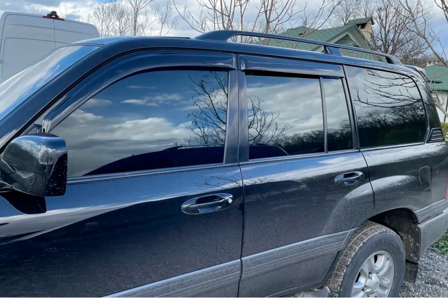 Toyota Land Cruiser 100 1998-2007 Windabweiser (4 Stk, HIC) Foto 1