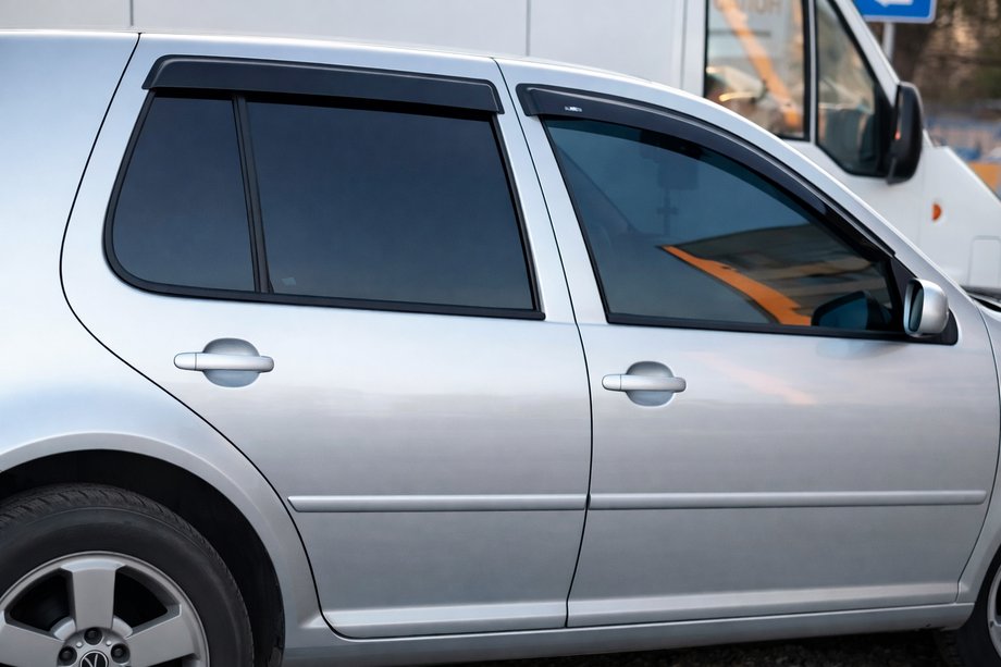 Volkswagen Golf 3 1991-2001 Windabweiser (4 Stk, HIC) Foto 6