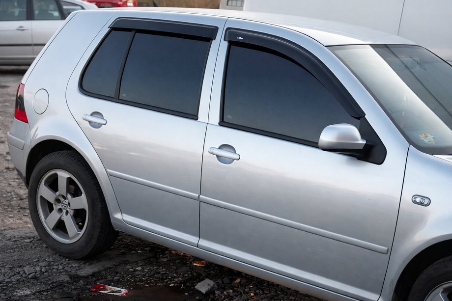 Volkswagen Golf 3 1991-2001 Windabweiser (4 Stk, HIC) Foto 5