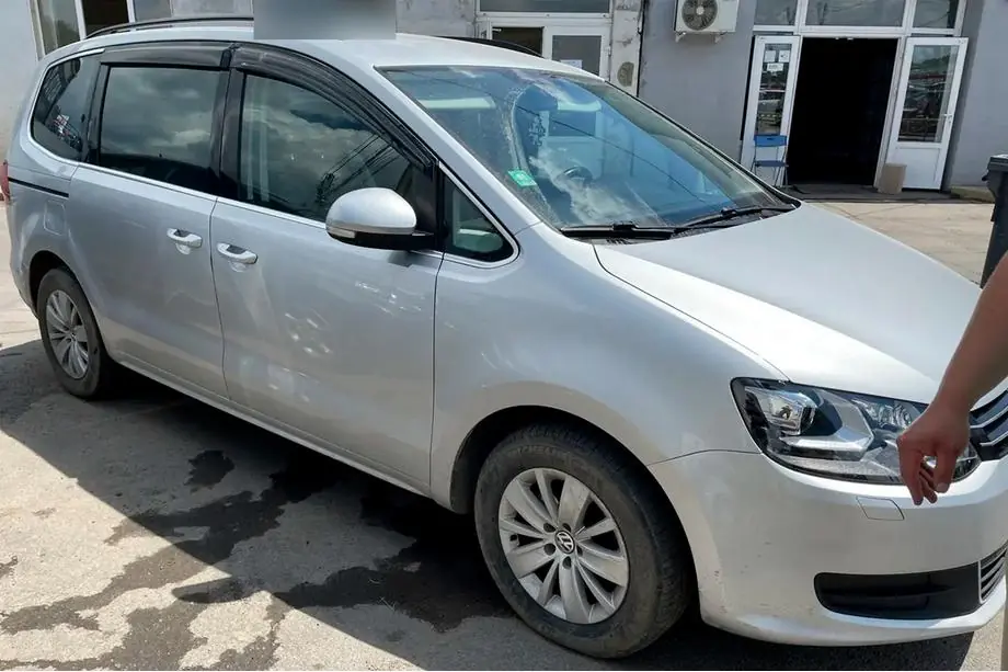 Volkswagen Sharan 2010-2023 Windabweiser (4 Stk, HIC) Foto 6