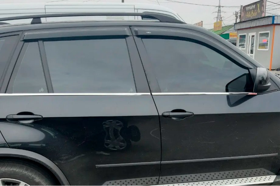 BMW X5 E70 2007-2013 Windabweiser (4 Stk, HIC) Image