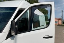 Volkswagen Crafter 2006-2016 Windabweiser zum Einstecken (2 Stk, HIC) Foto 15