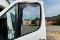 Volkswagen Crafter 2006-2016 Windabweiser zum Einstecken (2 Stk, HIC) Foto 17
