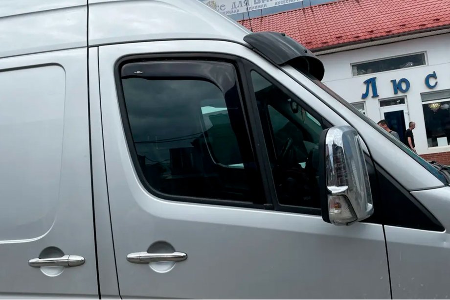 Volkswagen Crafter 2006-2016 Windabweiser zum Einstecken (2 Stk, HIC) Image