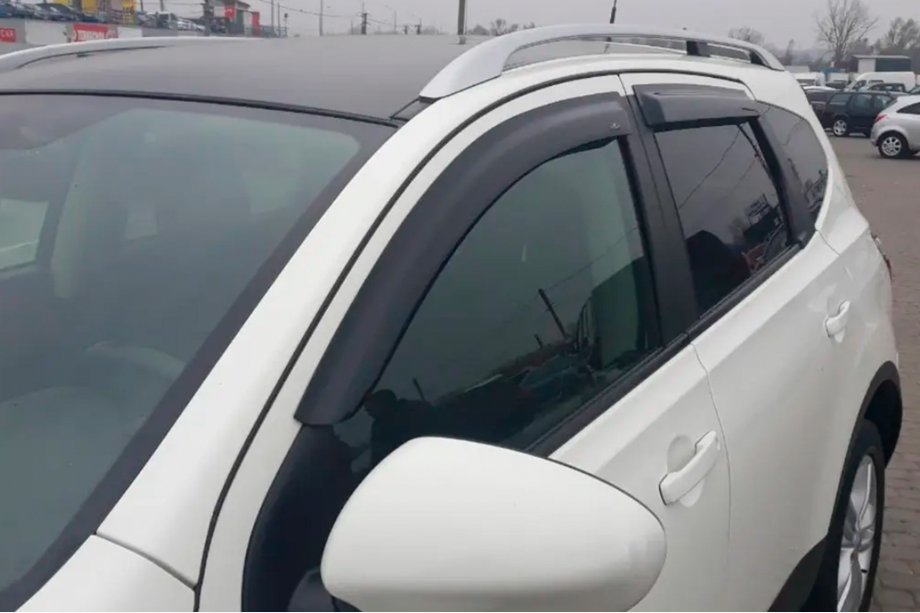 Nissan Qashqai 2010-2014 Windabweiser (4 Stk, HIC) Image