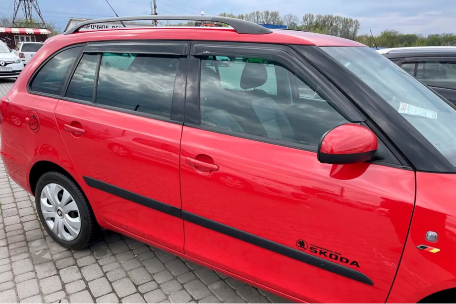 Skoda Fabia 2007-2014 Windabweiser SW (4 Stk, HIC) Image