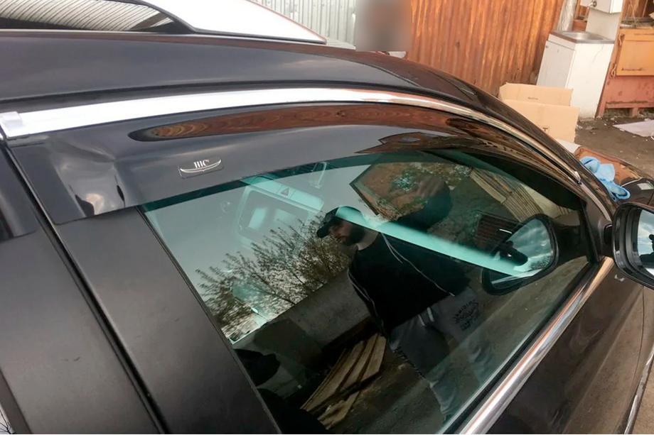 Volkswagen Passat B6 2006-2012 Windabweiser mit Chromleisten SW (4 Stk, HIC) Image