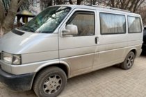 Volkswagen T4 Caravelle/Multivan 1990–2003 Windabweiser zum Einstecken (2 Stk, HIC) Foto 3