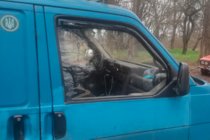 Volkswagen T4 Caravelle/Multivan 1990–2003 Windabweiser zum Einstecken (2 Stk, HIC) Foto 8