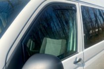Volkswagen T5 2010-2015 Windabweiser zum Einstecken (2 Stk, HIC) Foto 6