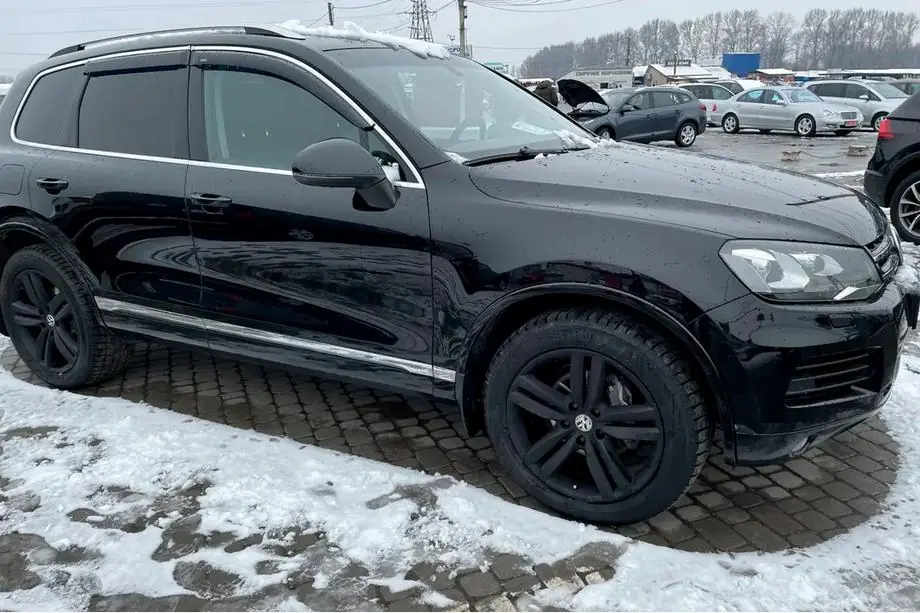 Volkswagen Touareg 2010-2018 Windabweiser mit Chromleisten (4 Stk, HIC) Foto 3