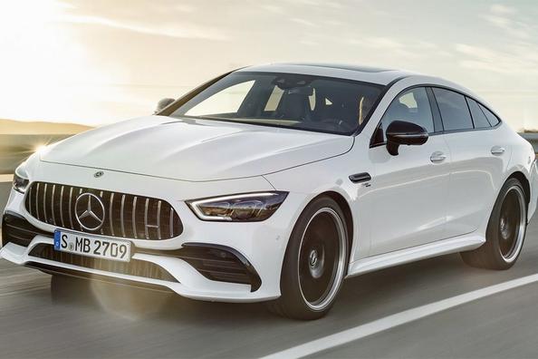Mercedes-Benz AMG GT 4-Türer Coupé Sport Liftback Bewertung Foto 6