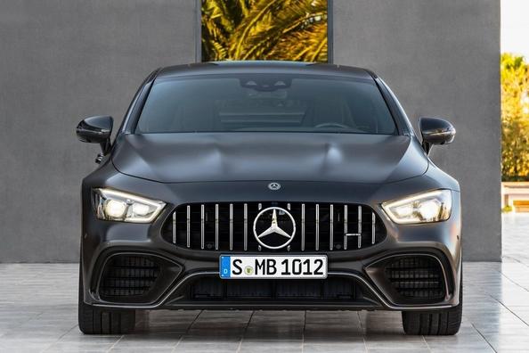 Mercedes-Benz AMG GT 4-Türer Coupé Sport Liftback Bewertung Foto 5
