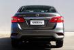 Übersicht der aktualisierten Limousine Nissan Sentra Foto 11