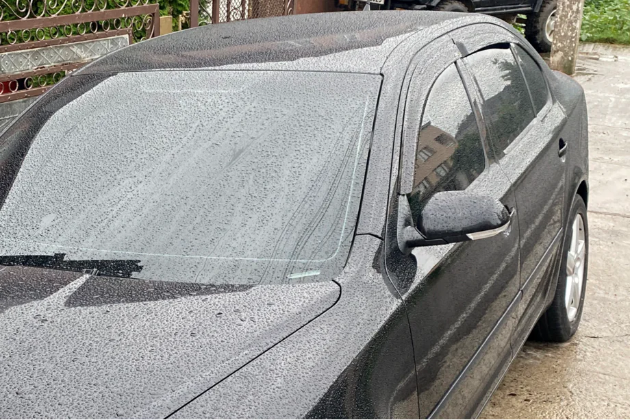 Skoda Octavia II A5 2010-2013 Windabweiser Liftback (4 Stk, HIC) Foto 2