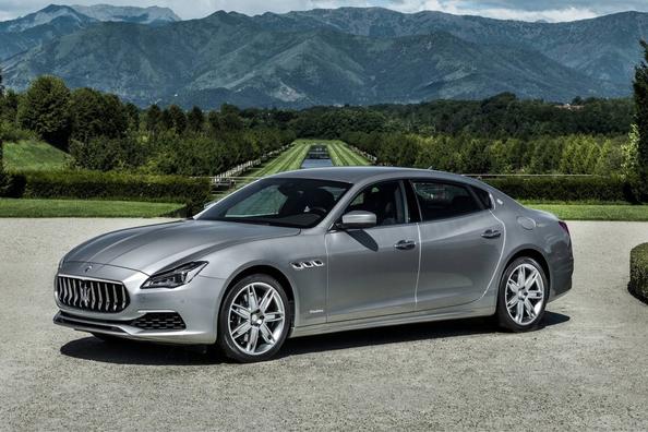 Renommierte Limousine Maserati Quattroporte