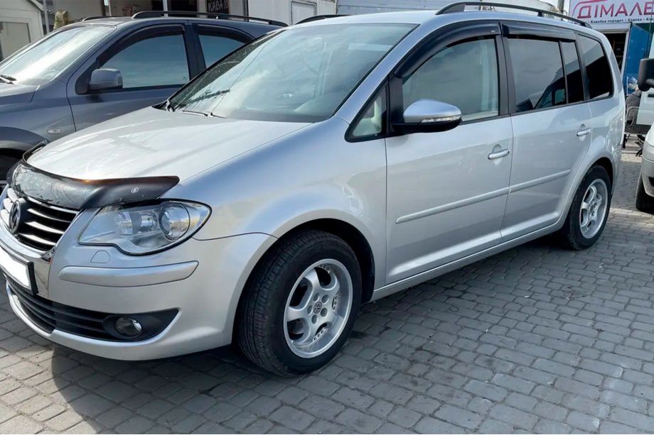 Volkswagen Touran 2003-2010 Windabweiser (4 Stk, HIC) Foto 4