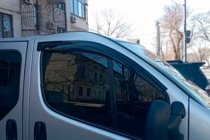 Nissan Primastar 2002-2014 Windabweiser (2 Stk, HIC) Foto 3