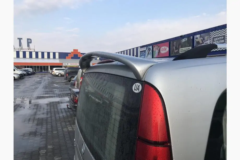 Mercedes Viano 2004-2014 Spoiler Ajakli (grundiert zum Lackieren) Foto 3