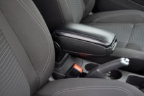 Dacia Duster 2018-2024 Armlehne (in Getränkehalter) Foto 1