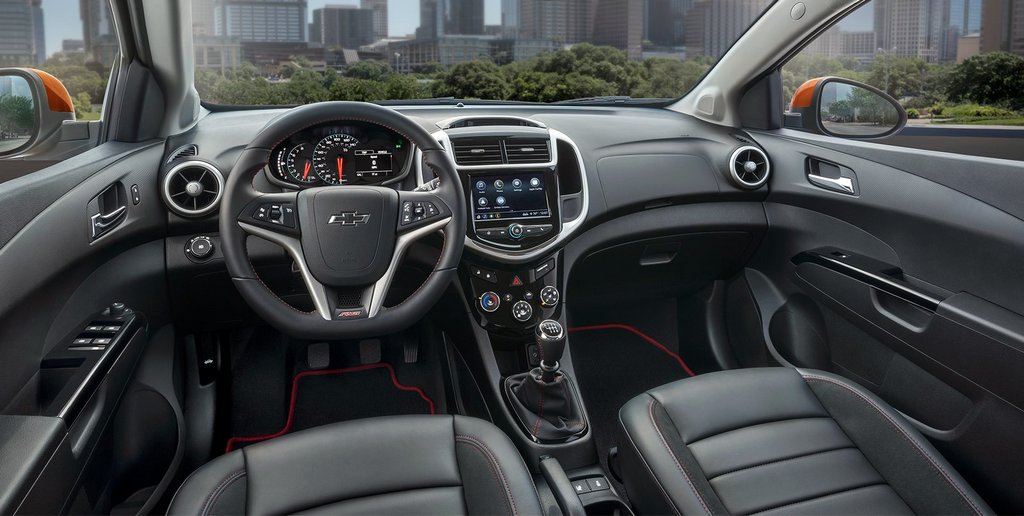Übersicht der aktualisierten Limousine Chevrolet Aveo
