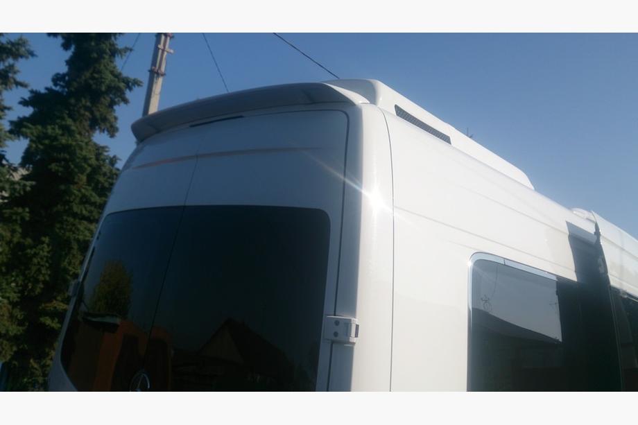 Volkswagen Crafter 2006-2016 Heckspoiler Anatomik (schmales Modell, grundiert zum Lackieren) Foto 11