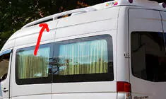 Volkswagen Crafter 2006-2016 Dachreling (grundiert zum Lackieren) Foto 1