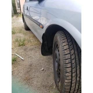 Premium Vordere Spritzlappen (1995-1999, 2 Stk) Foto 4