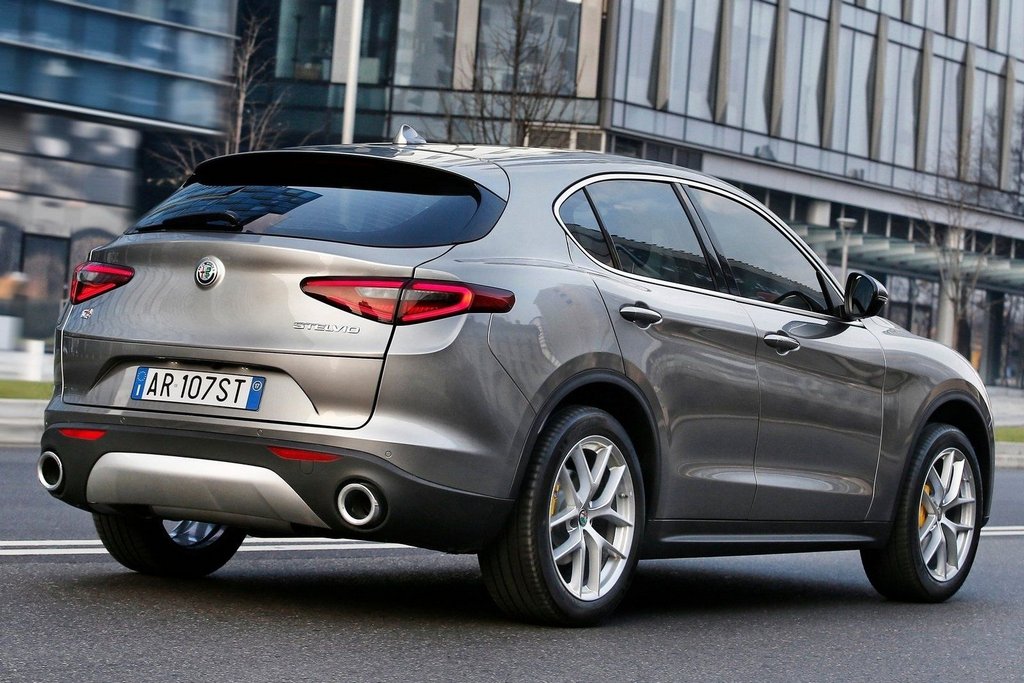 Übersicht der kompakten Crossover Alfa Romeo Stelvio