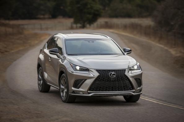Premium-kompakte Crossover Lexus NX