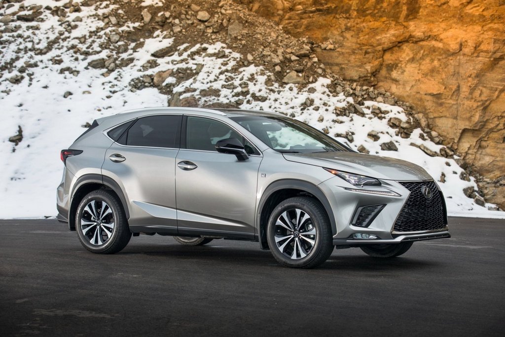 Premium-kompakte Crossover Lexus NX
