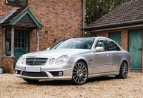 Mercedes E-class W211 2002-2009 Bodykit Satz (AMG E63) Foto 2