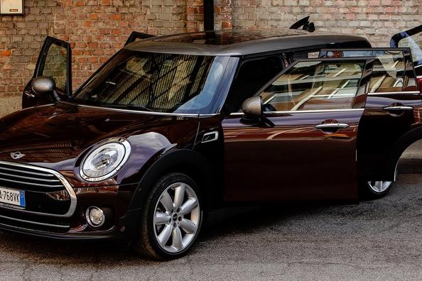 Überblick über die Kombis der zweiten Generation MINI Clubman